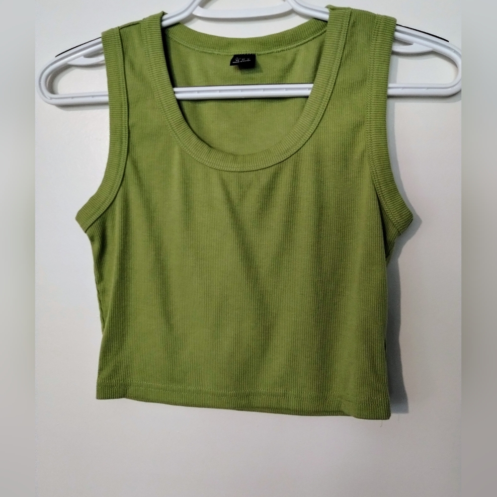 SHEIN Light Green Ribbed Tank Top